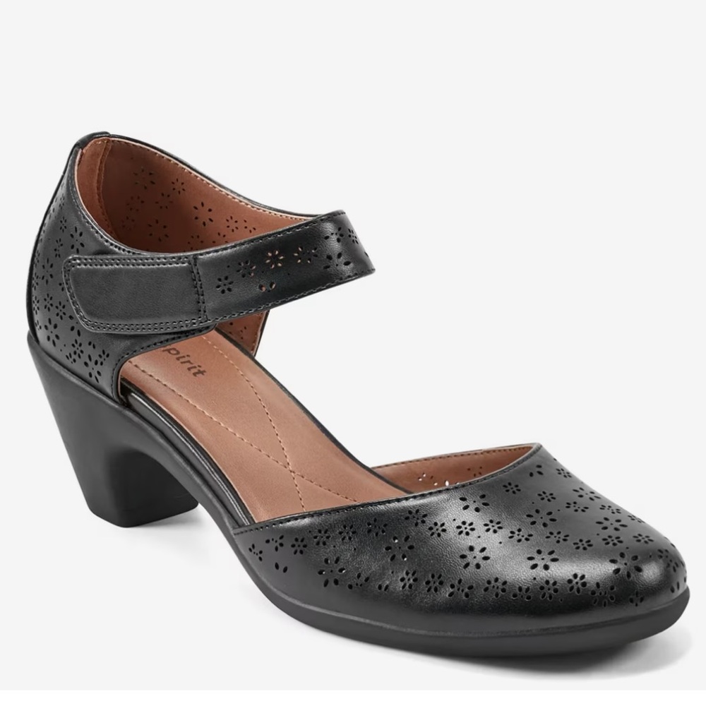 🆕Easy Spirit CATY Ankle Strap Perforated Shoes